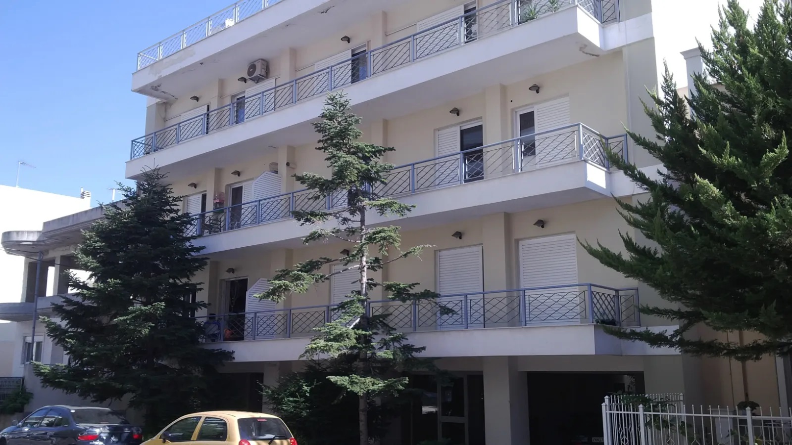Building in Acharnes Athens for sale. ID AB-1576