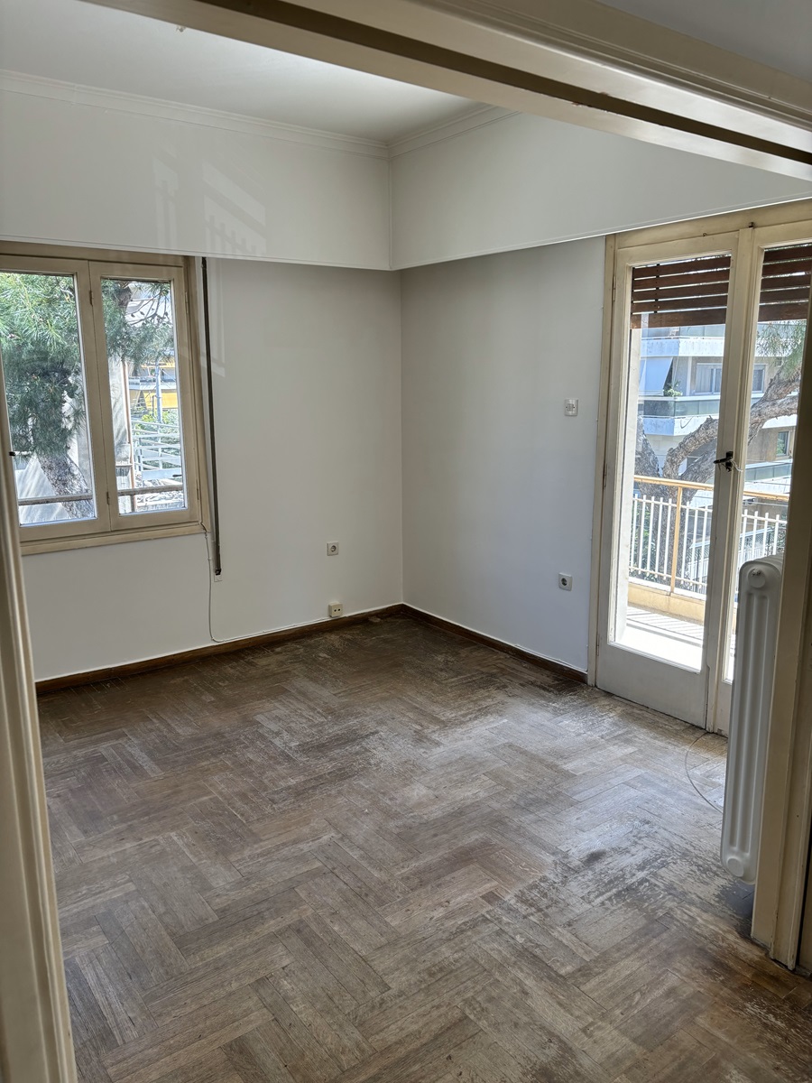 Apartment in Palaio Faliro for sale in Athens. ID A4-7544