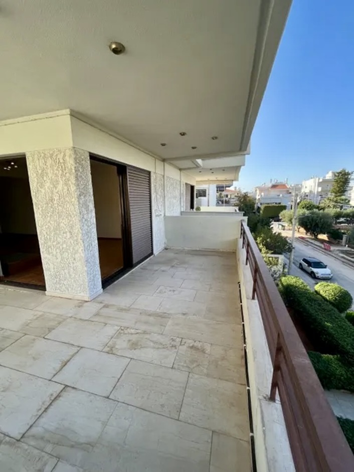 Two Bedroom Apartment for sale in Glyfada. ID A4-6630