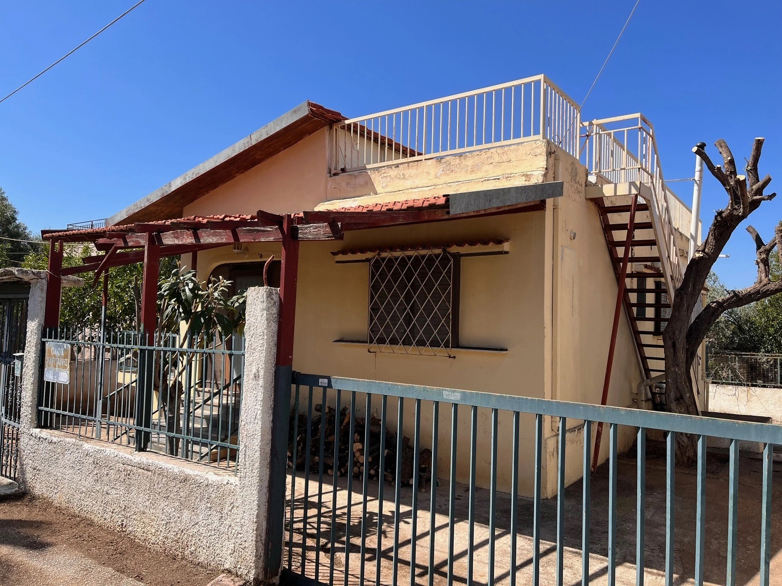 Detached House for sale in Vari. ID A4-6571