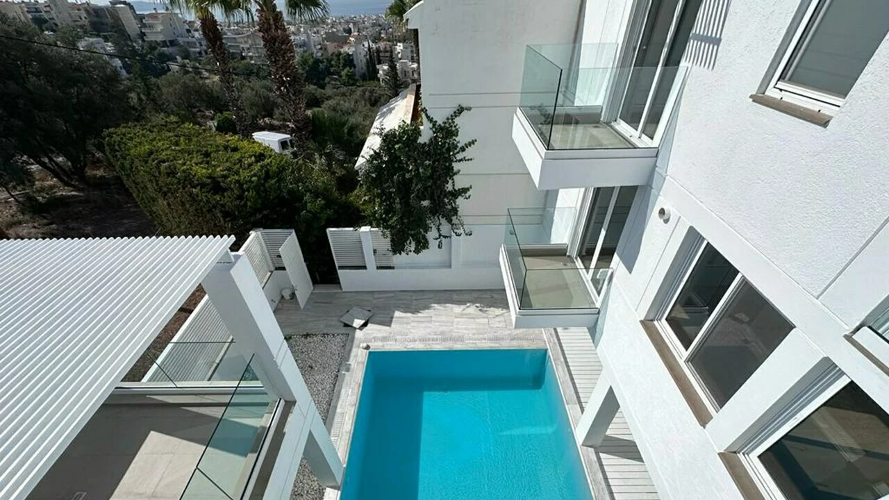 Luxurious Apartment in Voula Athens. ID A4-5876
