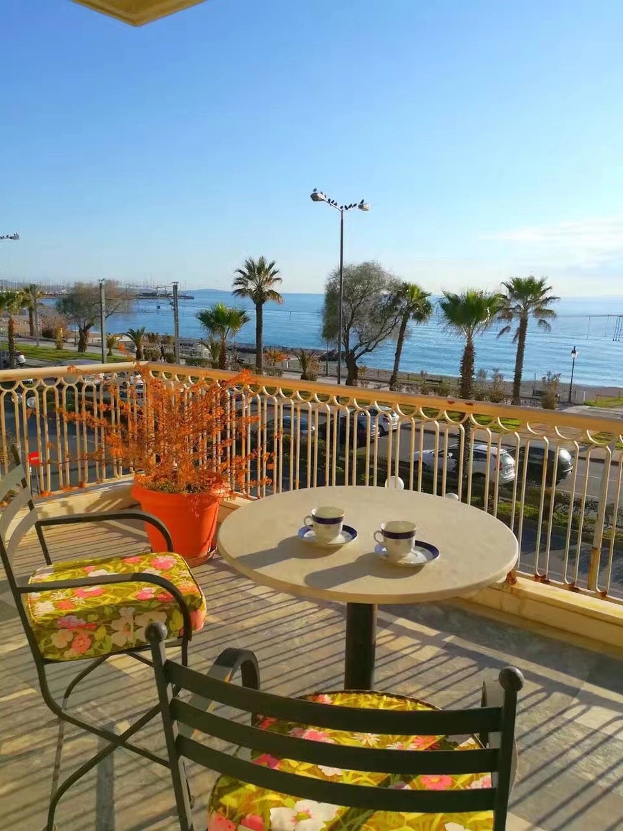 Seaview Apartment for sale in Palaio Faliro. ID A4-5126