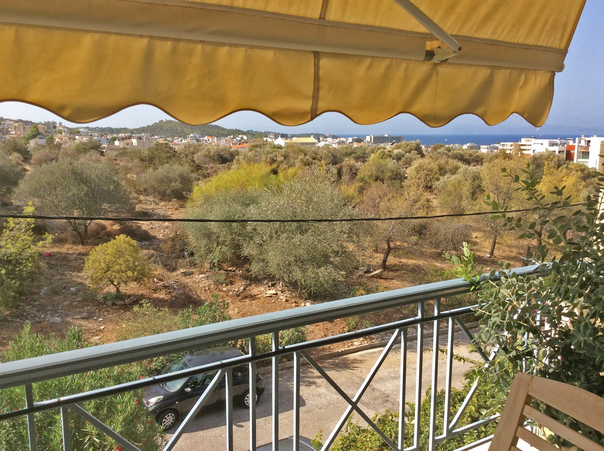 Seaview Apartment and Studio in Voula Athens for sale. ID A4-3940