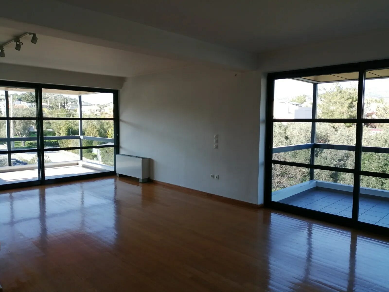 Varkiza Apartment for sale in Athens. ID A4-3751