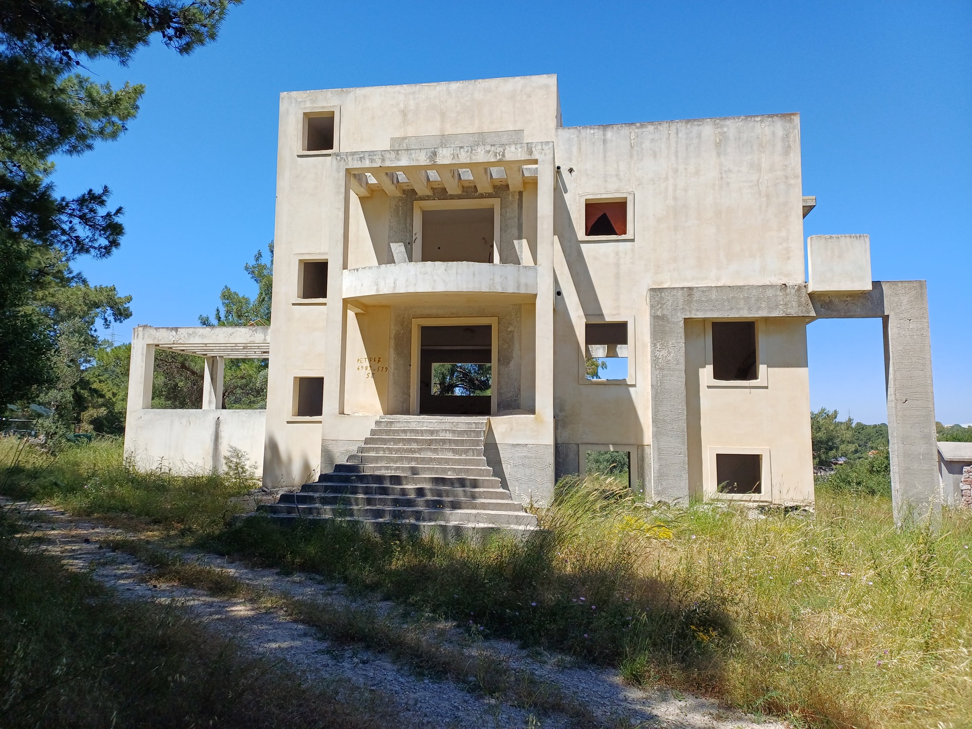 House for sale in Rhodes. ID R4-11203