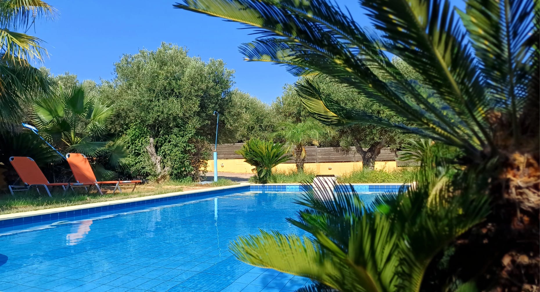 Apartment in Tavronitis for sale. ID 04-10984