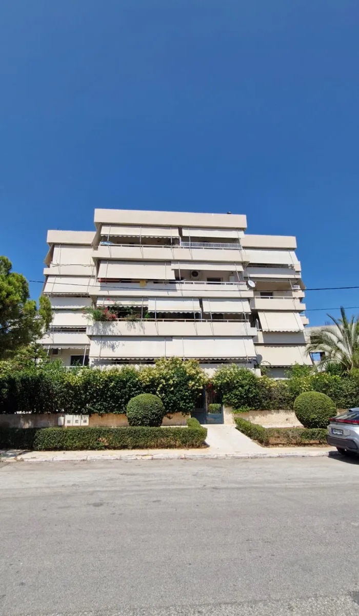 Penthouse Apartment in Voula for sale. ID A4-10974