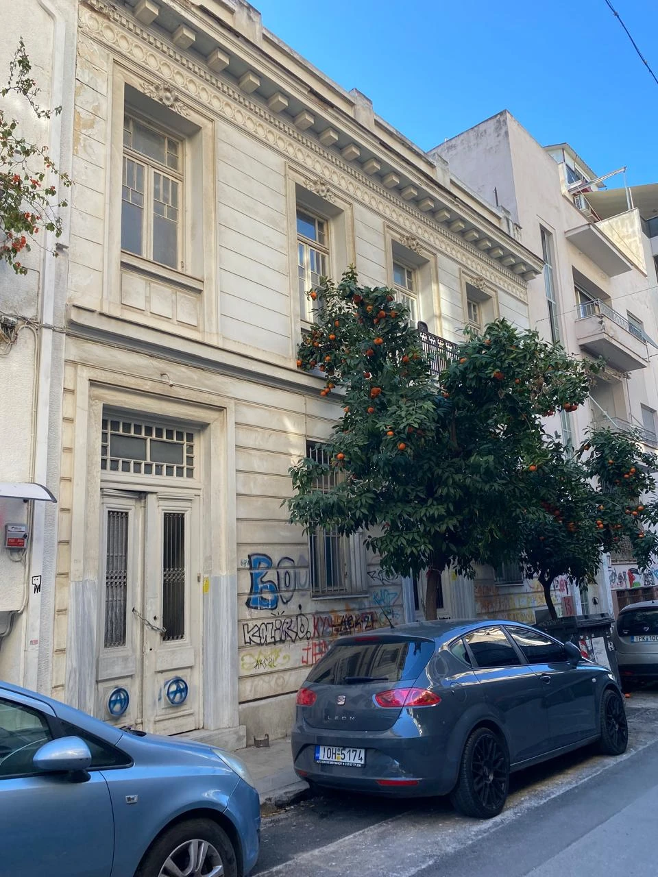 Building in Kypseli for sale. ID AB-1648