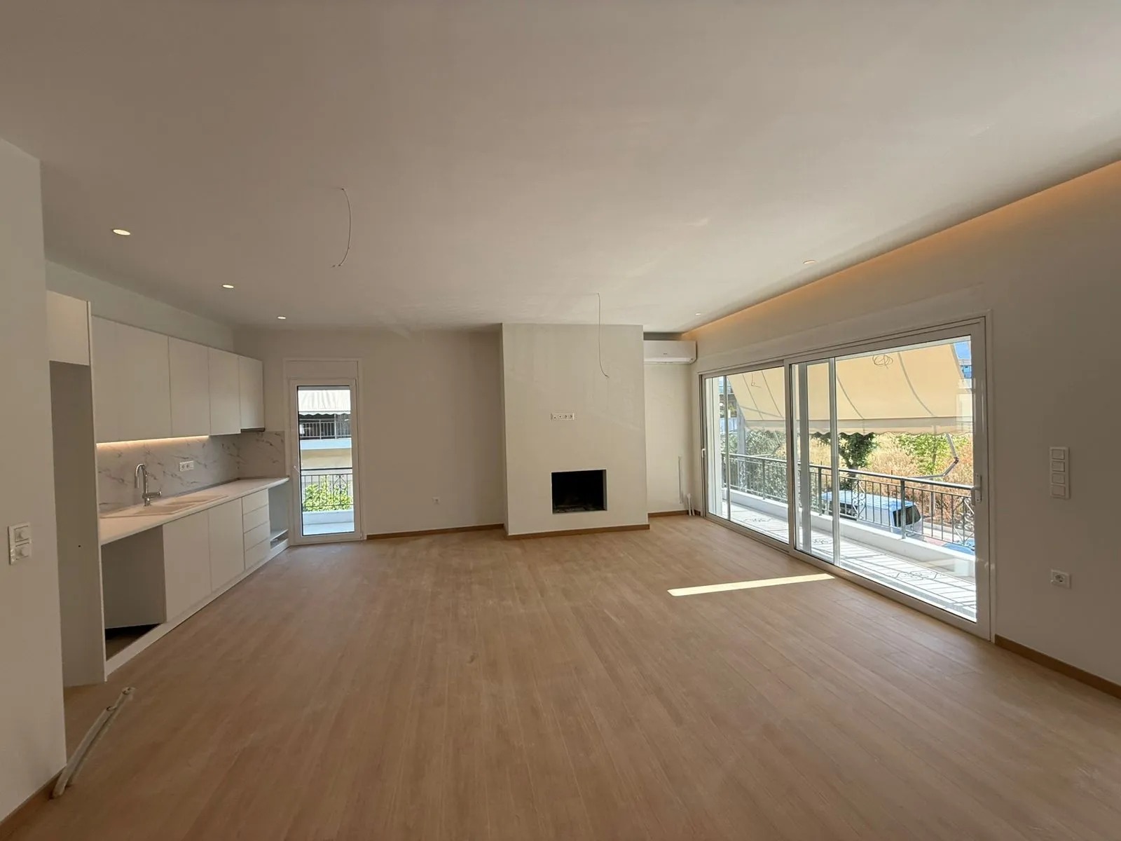 Apartment for Rent in Alimos. ID A01-1321