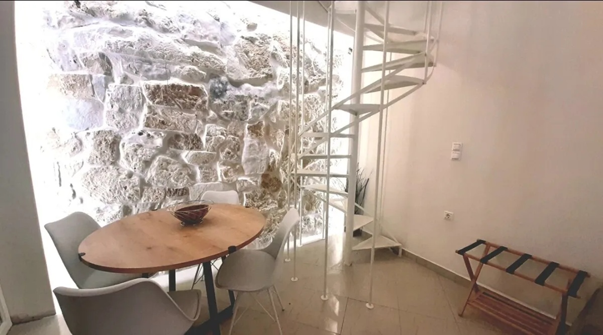 Seaside House for sale in Nea Chora. ID 04-10702