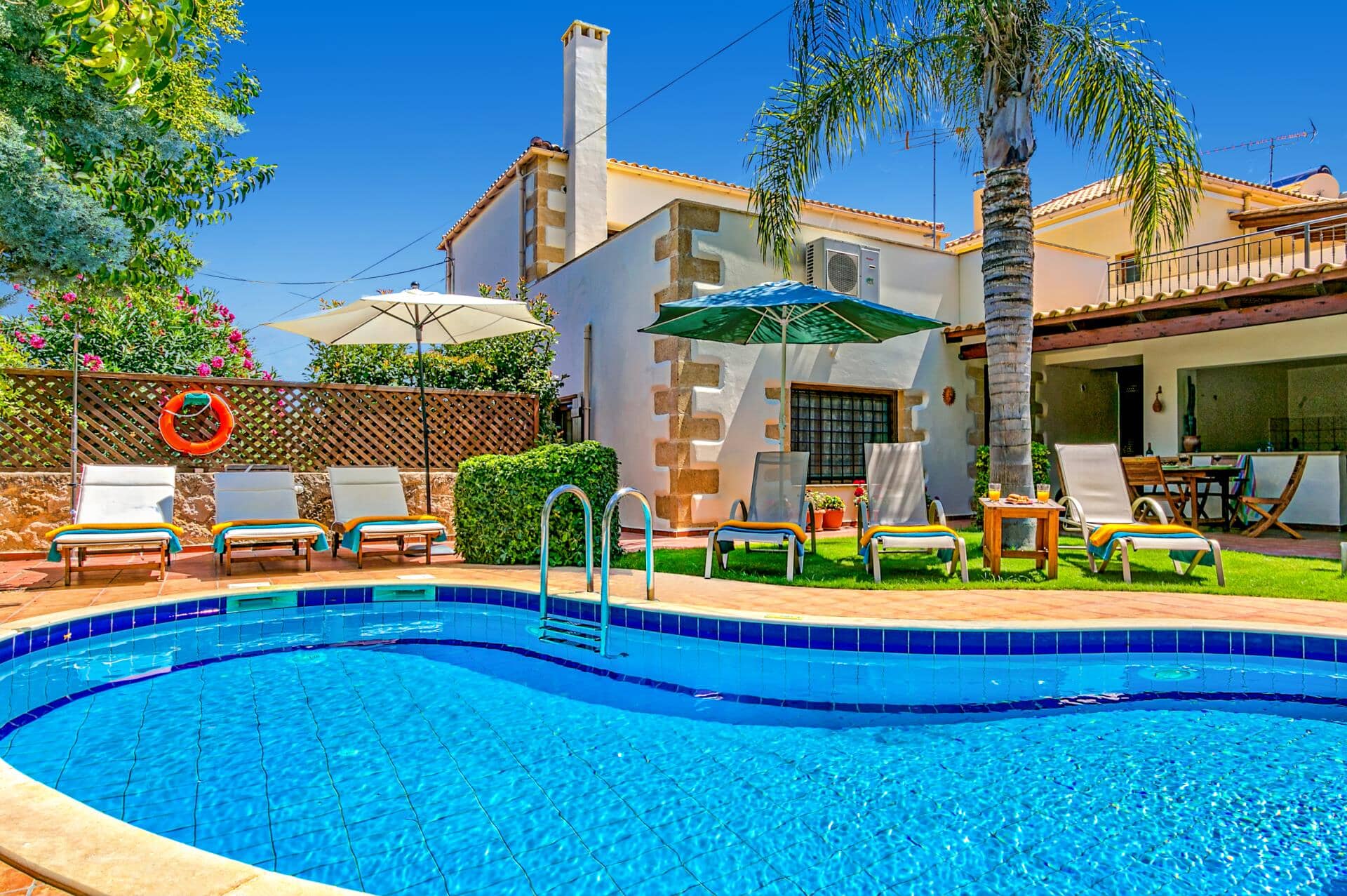 Stone Villa for sale in Spilia Kolymbari. ID 0v-1382