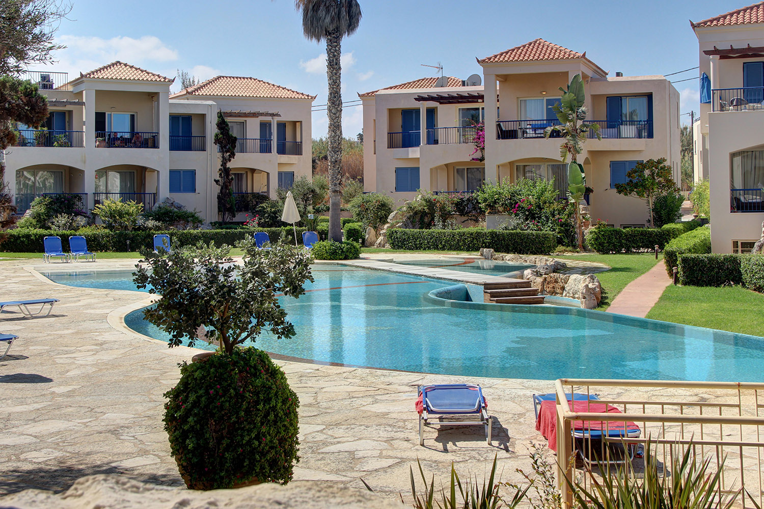 Maisonette for sale in Pirgos Psilonerou. ID 04-10562