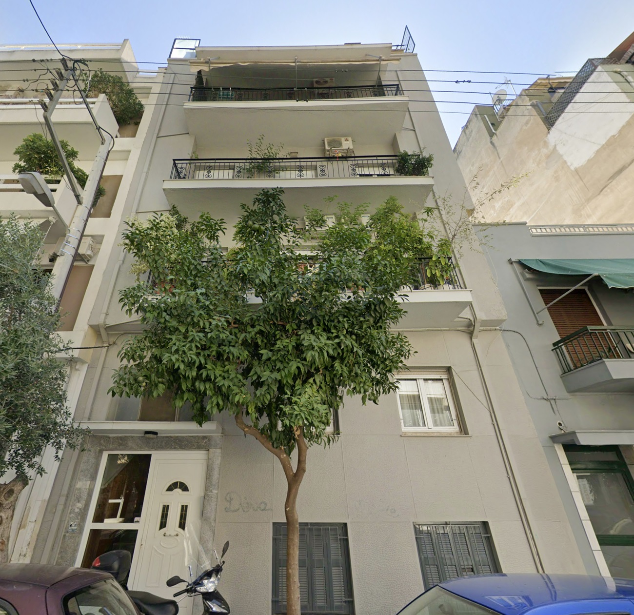 Residential Building for sale in Athens. ID AB-1561
