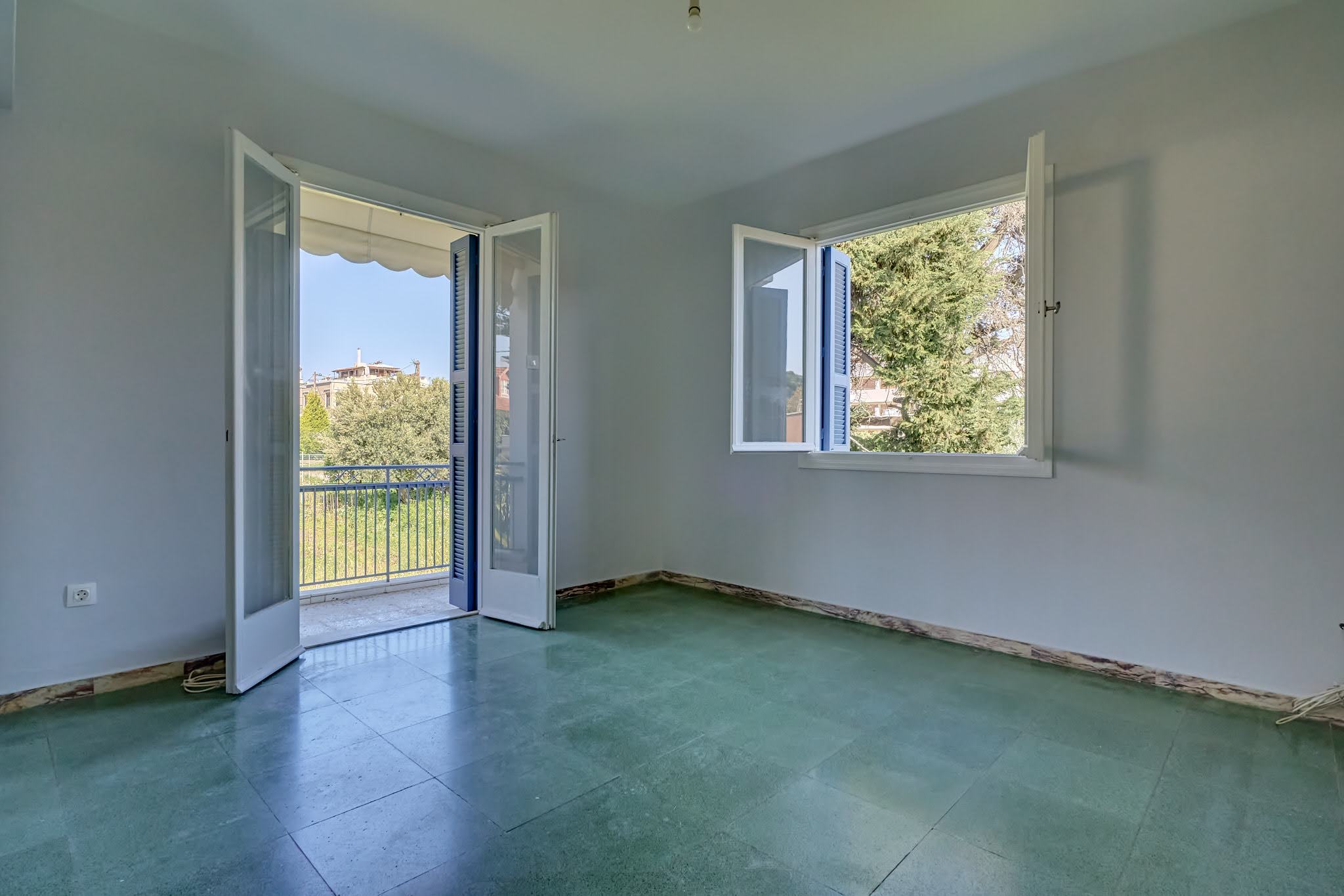 Rhodes Apartment for sale. ID R4-10308