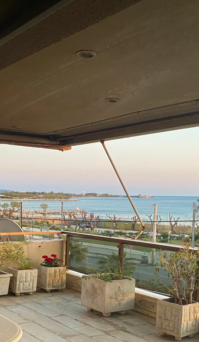 Beachfront Apartment in Alimos for sale. ID A4-10143