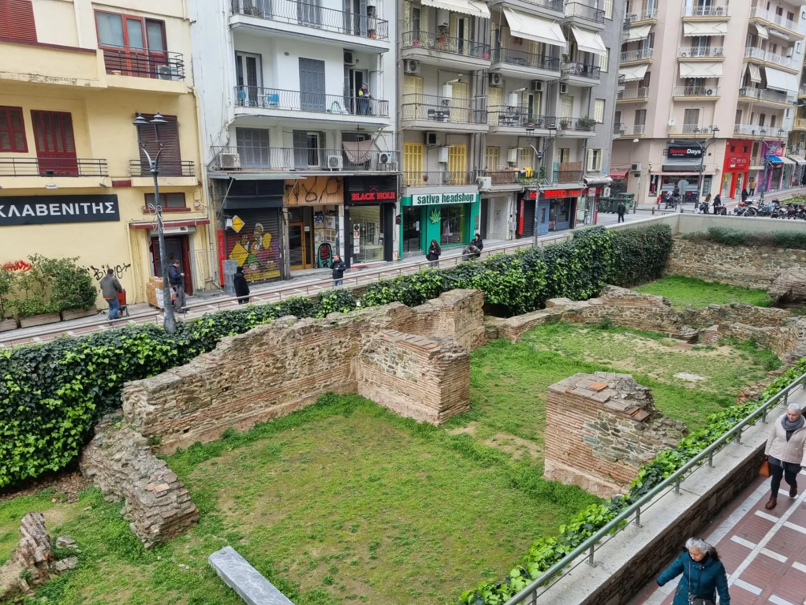 Apartment for sale in Thessaloniki City Center. ID Th4-10135