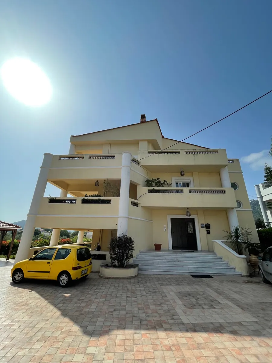 Apartment in Rhodes for sale. ID R4-9562