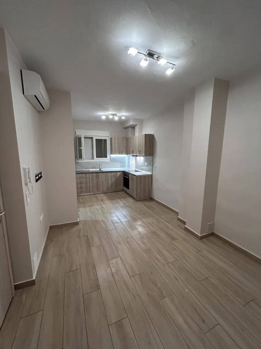 Thessaloniki Apartment for Sale. ID Th4-9455