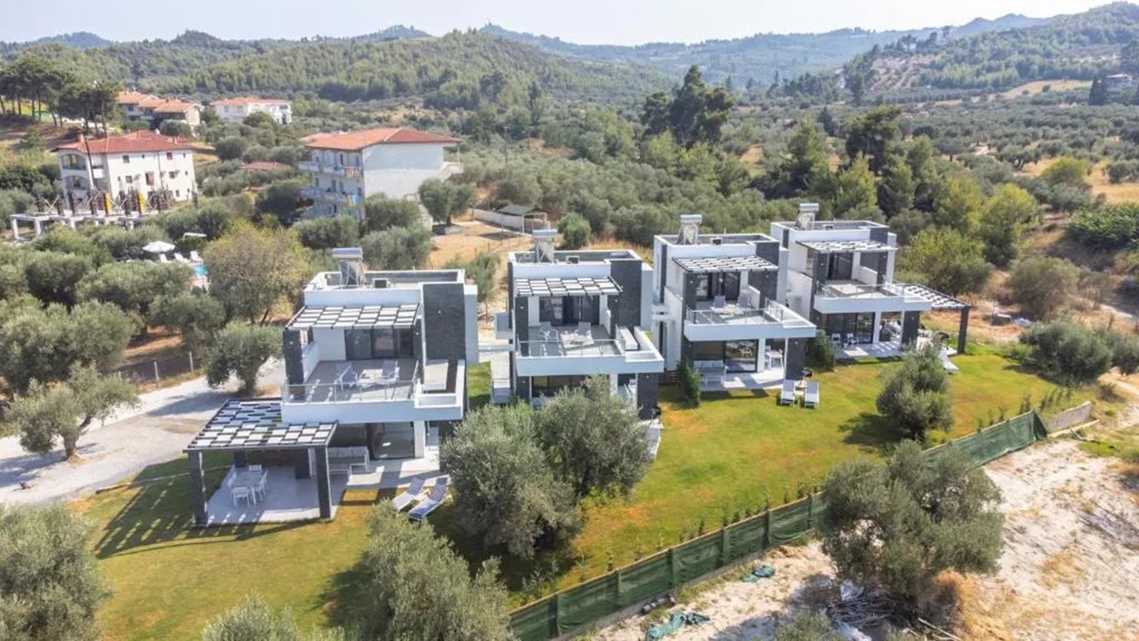 Seaside Halkidiki Maisonette for sale. ID H4-9296