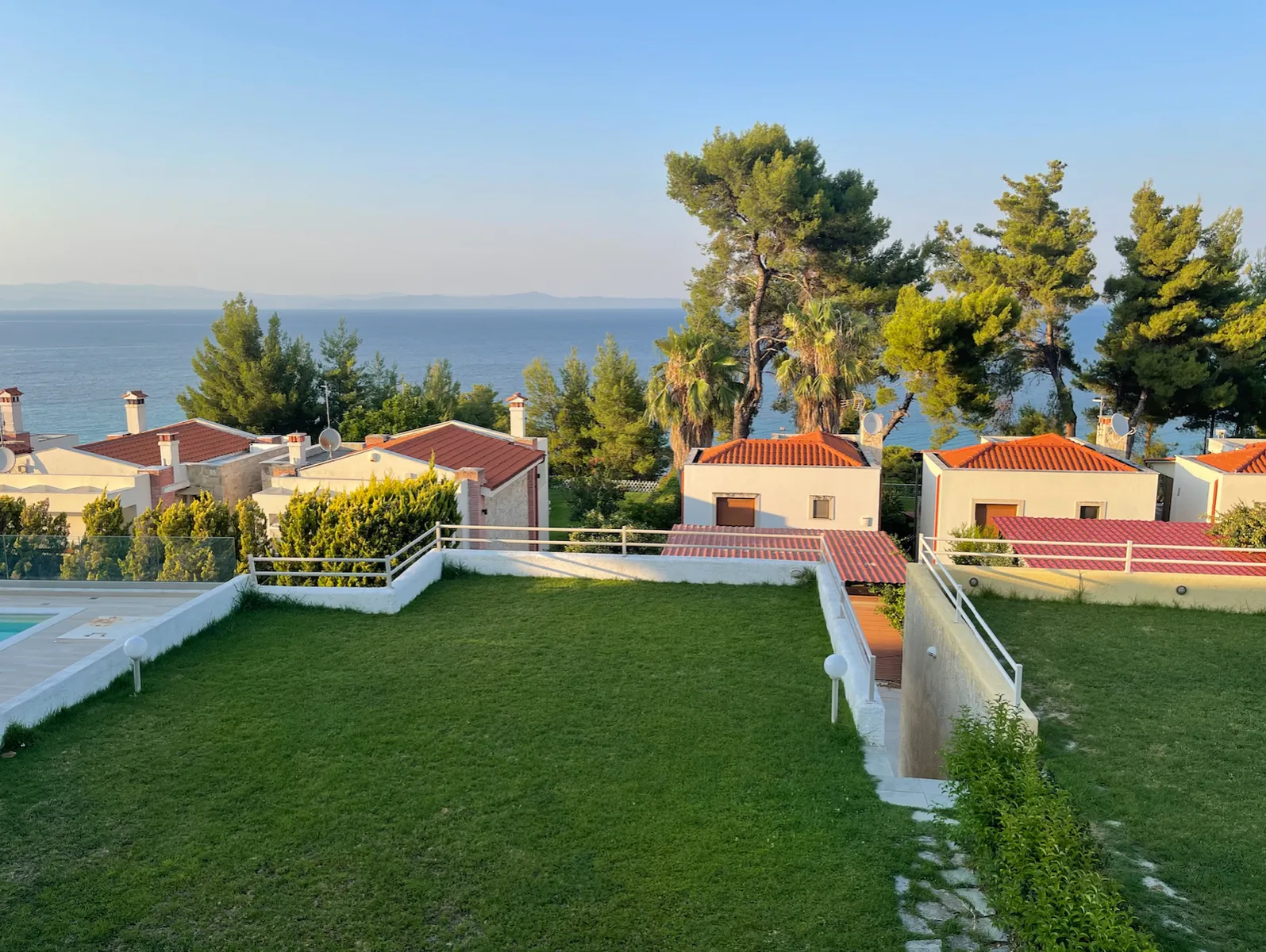 Seaview Maisonette for sale in Halkidiki. ID H4-9289