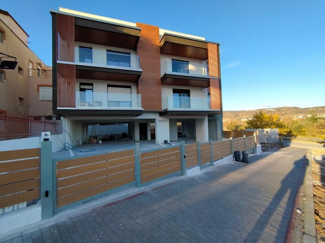 Apartment in Thessaloniki for sale. ID Th4-9279