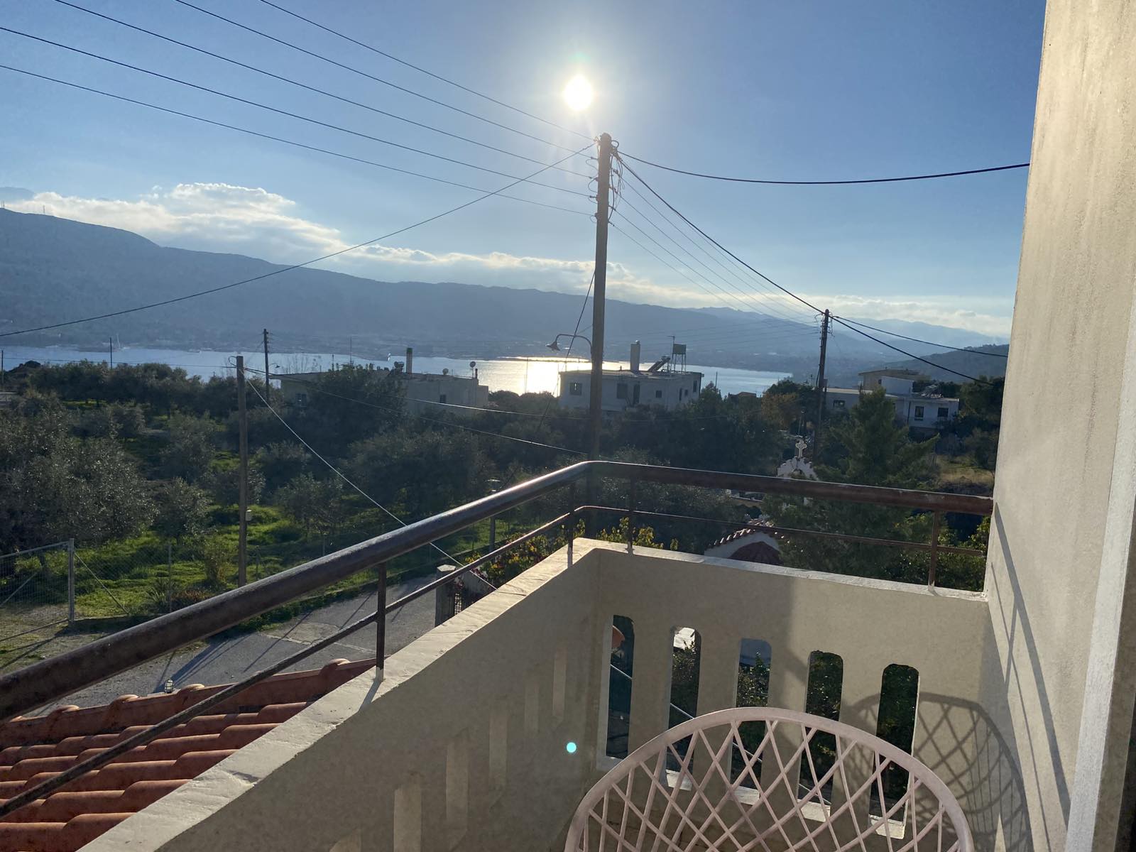 Seaview Apartment for rent in Akrotiri. ID 001-1276