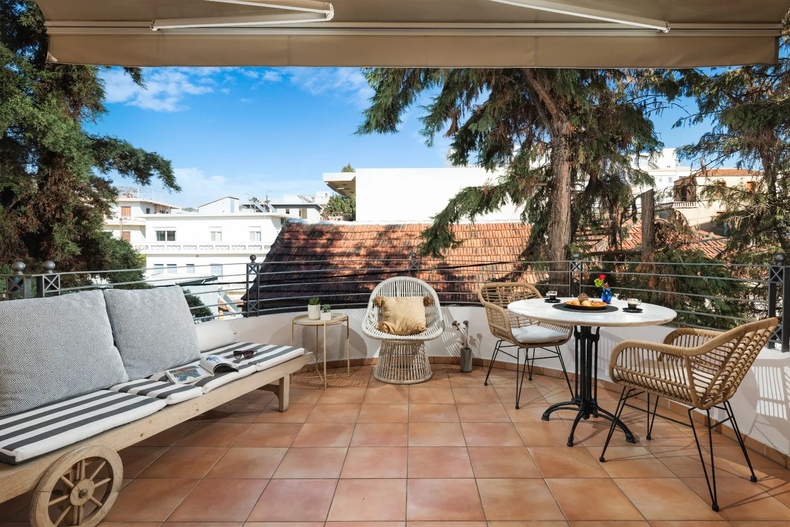 Maisonette in Chania for Sale. ID 04-8857