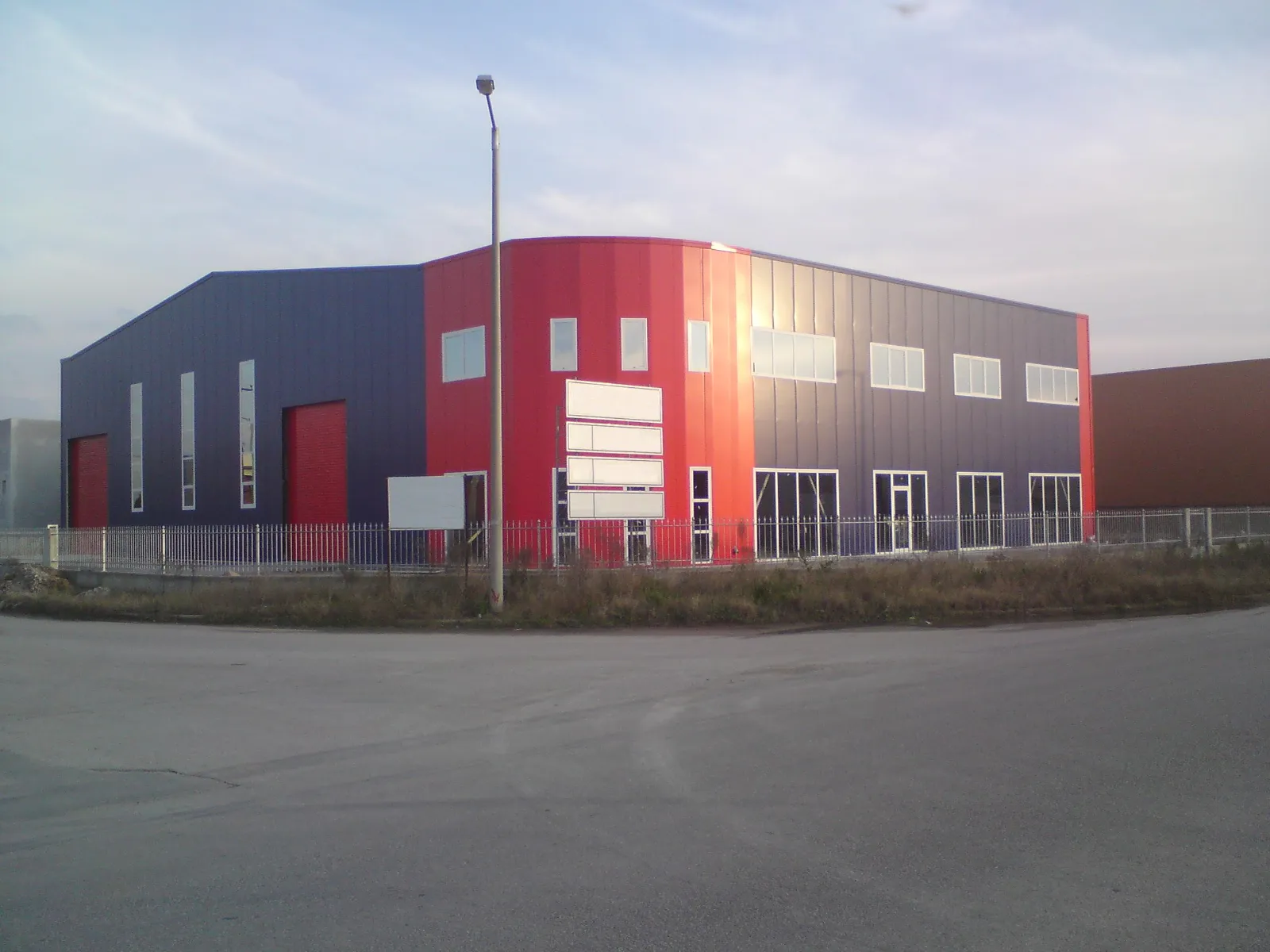 Building for sale in Thessaloniki. ID ThB-1493