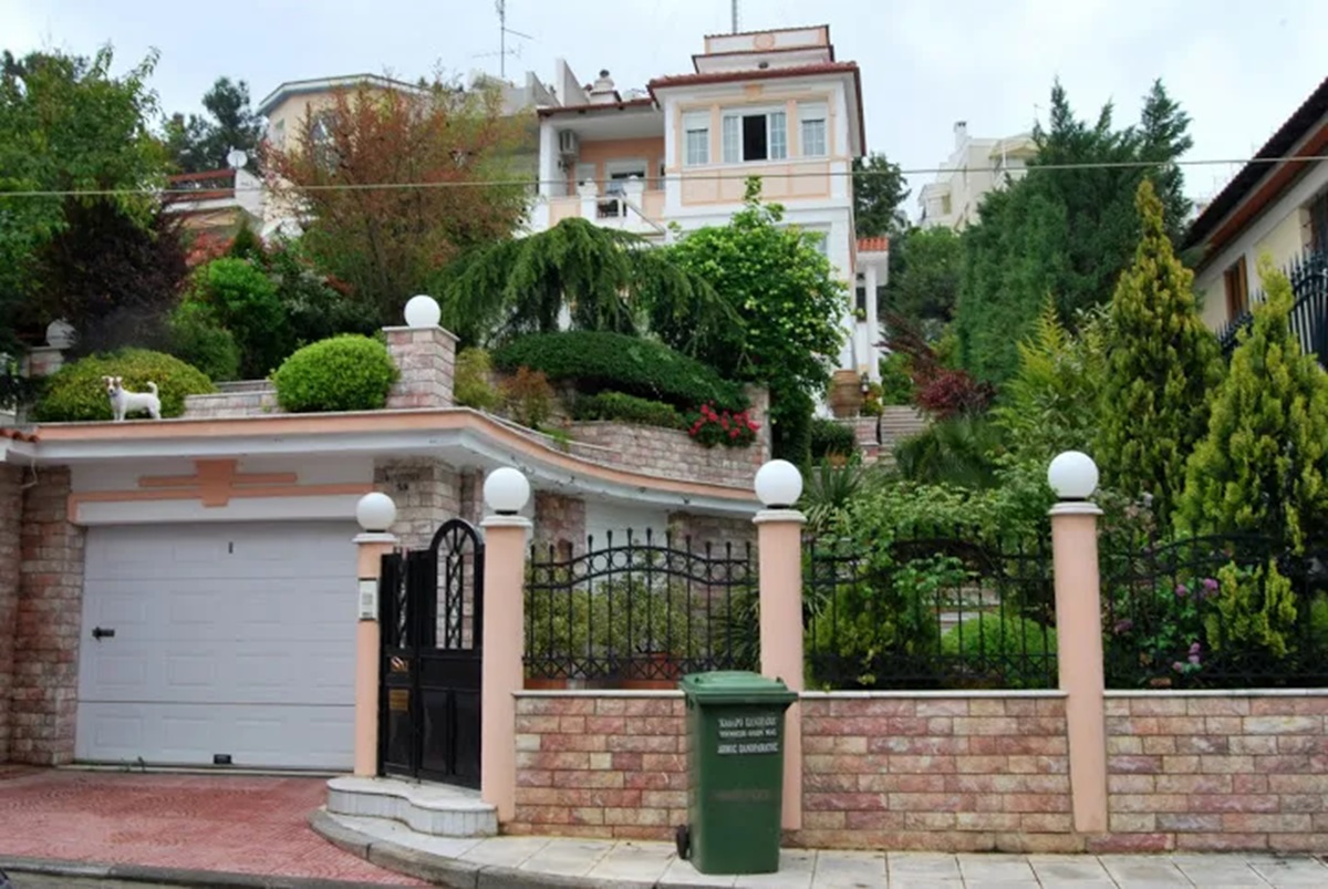 Villa for sale in Panorama Thessaloniki. ID ThV-1164