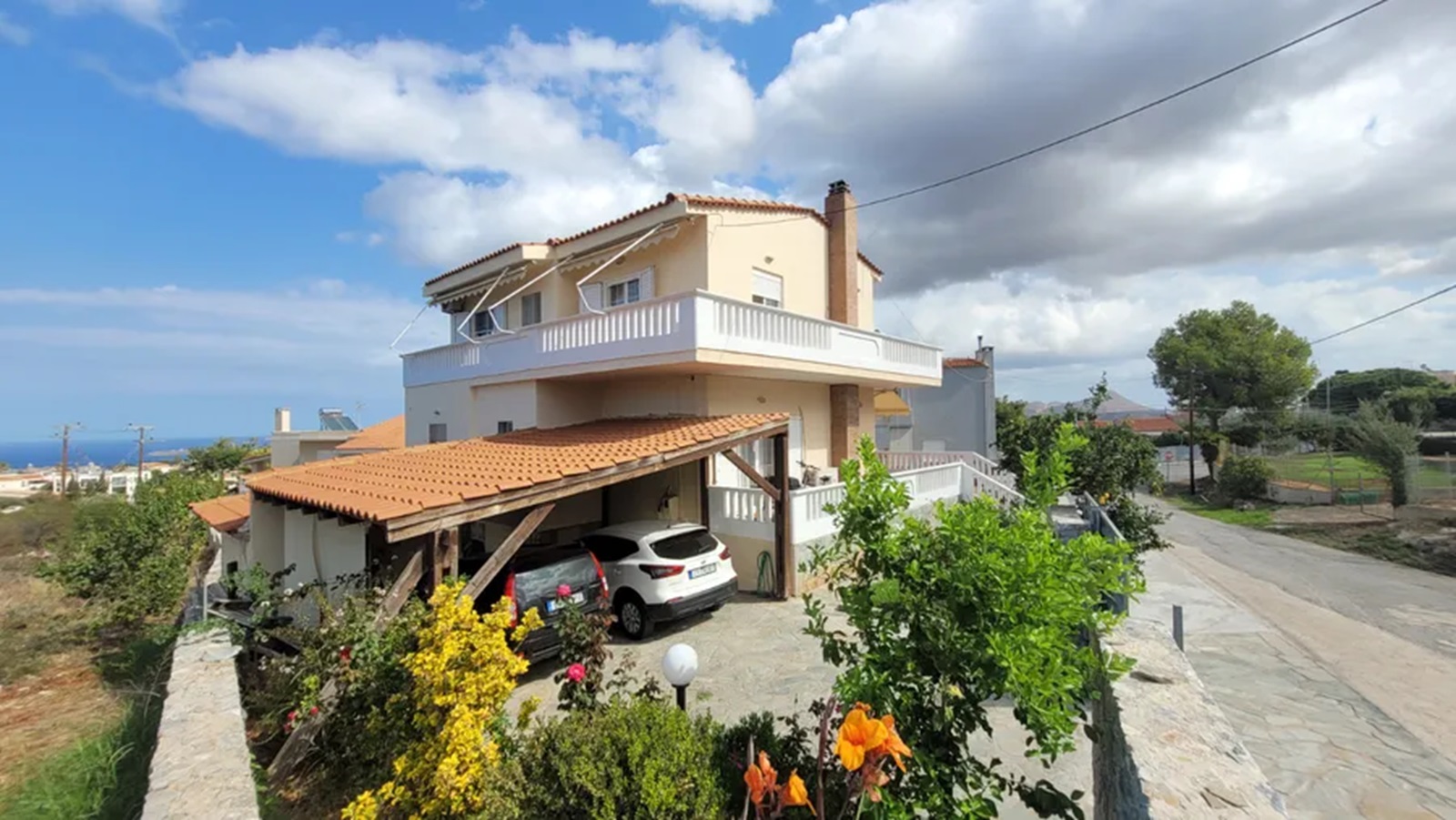 Seaview Maisonette for sale in Kounoupidiana. ID 04-8500