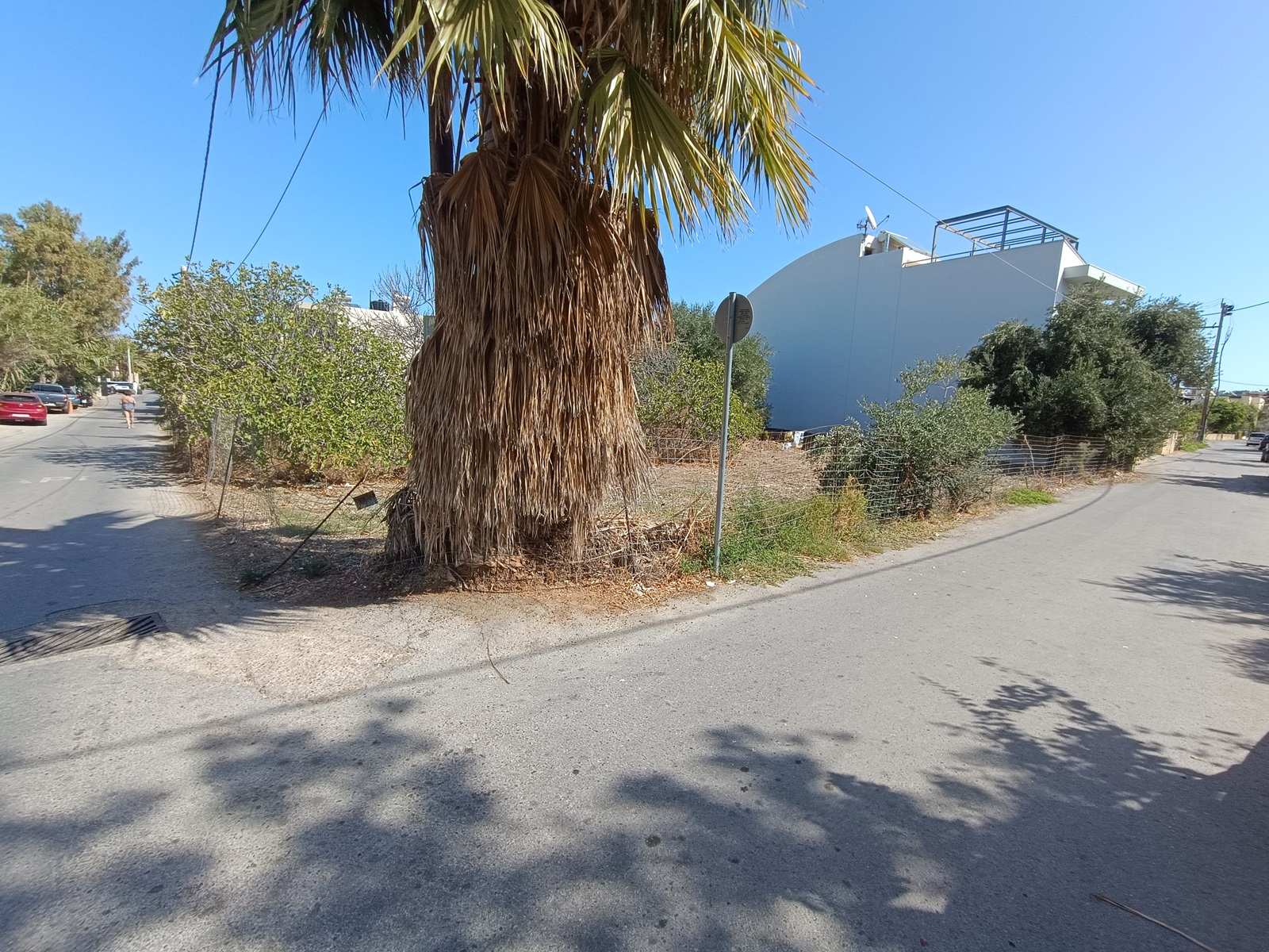 Investment Land Near the Beach for Sale in Agioi Apostoloi. ID 03-3112