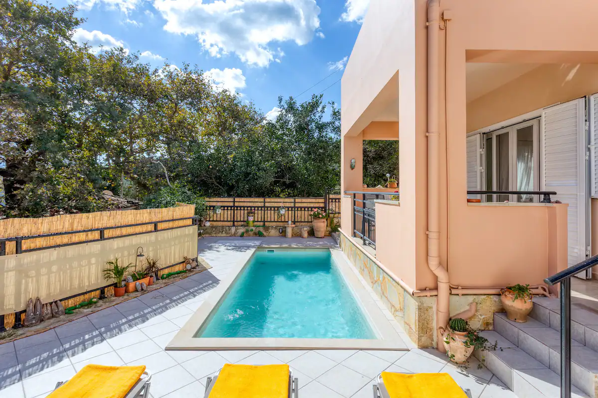 Winter Rental near Kolymbari. ID 07-309