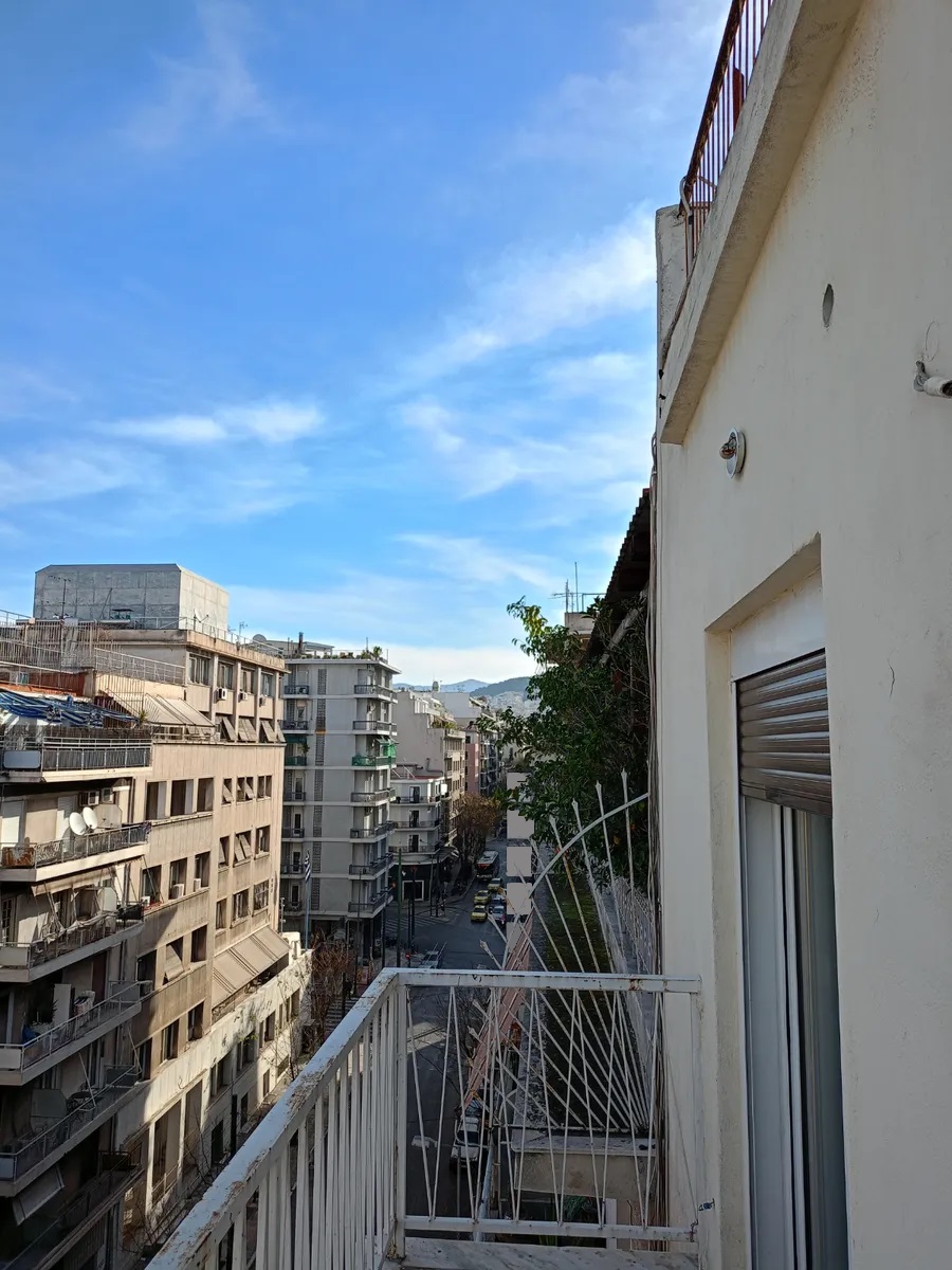 Top Floor Apartment for sale in Athens city center. ID A4-8062