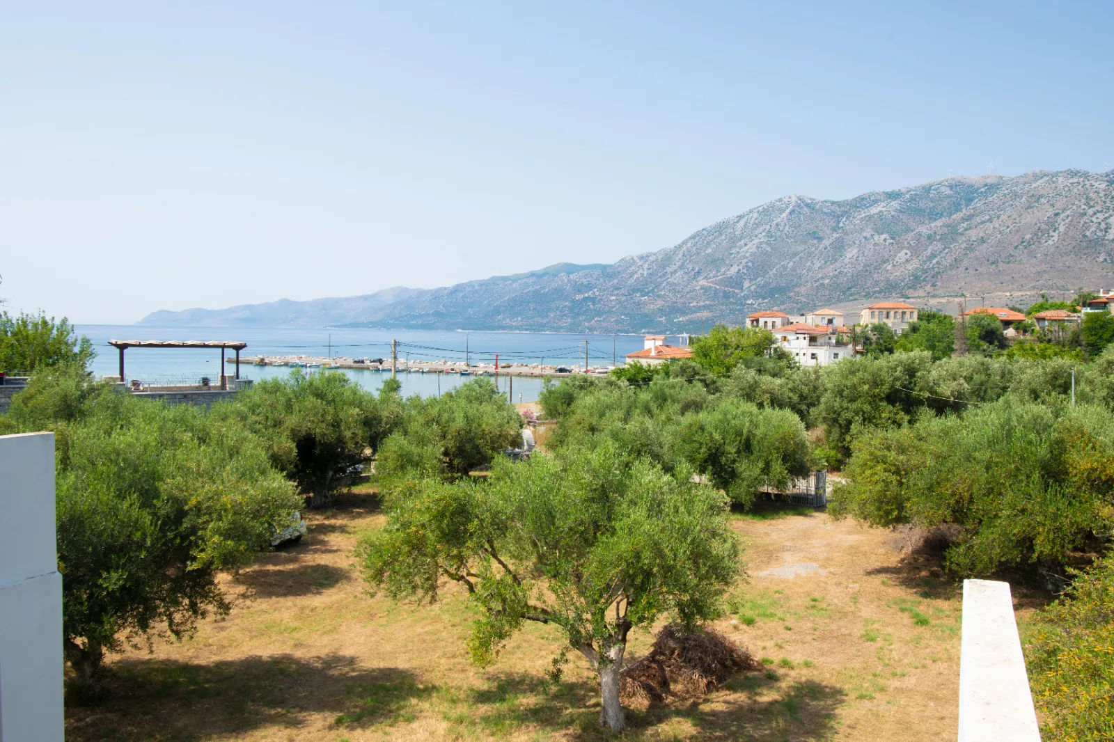 Five Apartments Near Sea for sale in Mani. ID Pe4-7902