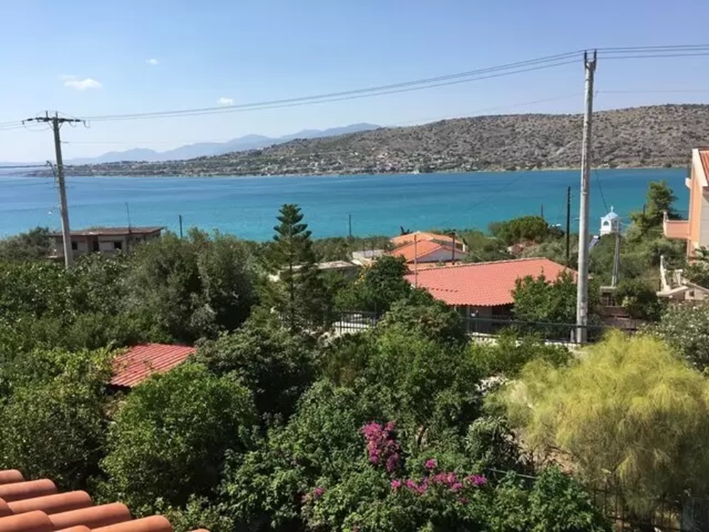 Seaview House for sale in Salamina. ID A4-7666