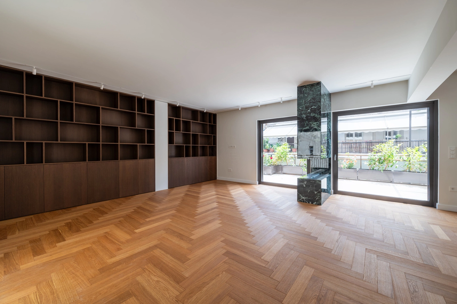 Apartment for sale in Athens Hilton. ID A4-7601