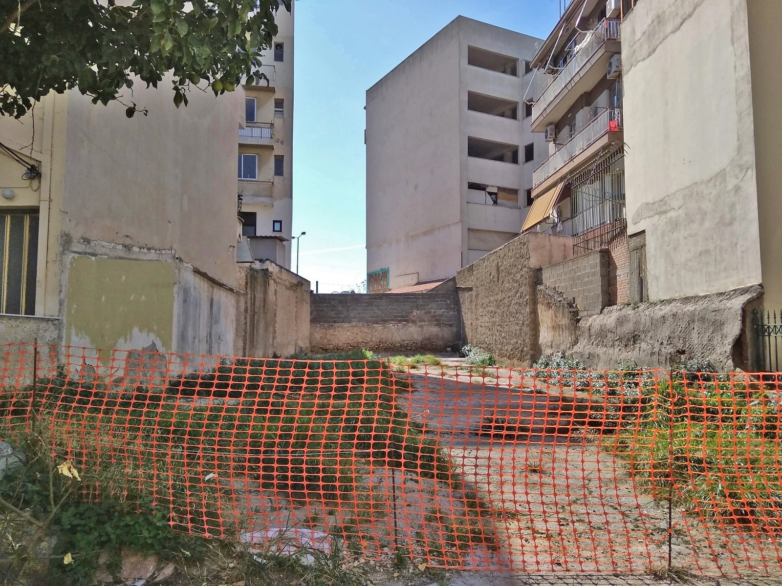 Land in Renti for sale in Athens. ID A3-2992