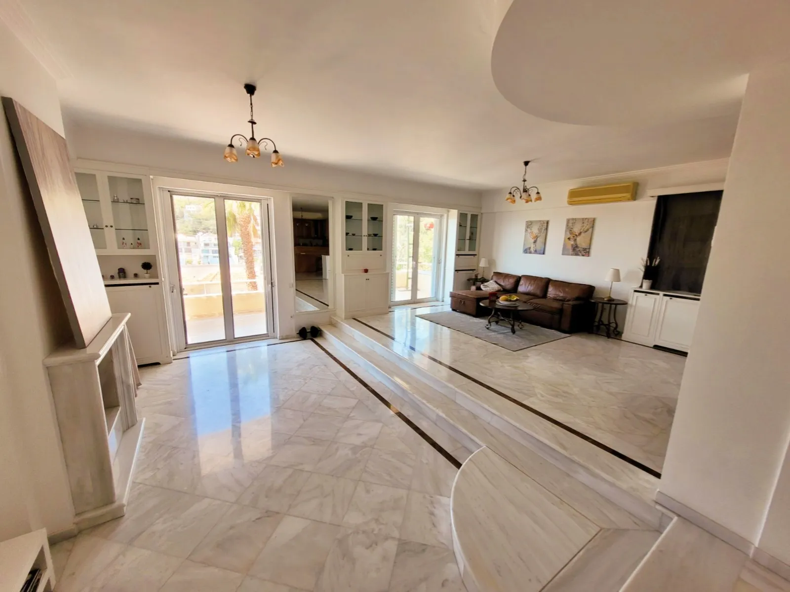 Luxury Villa for sale in Voula. ID Av-1038