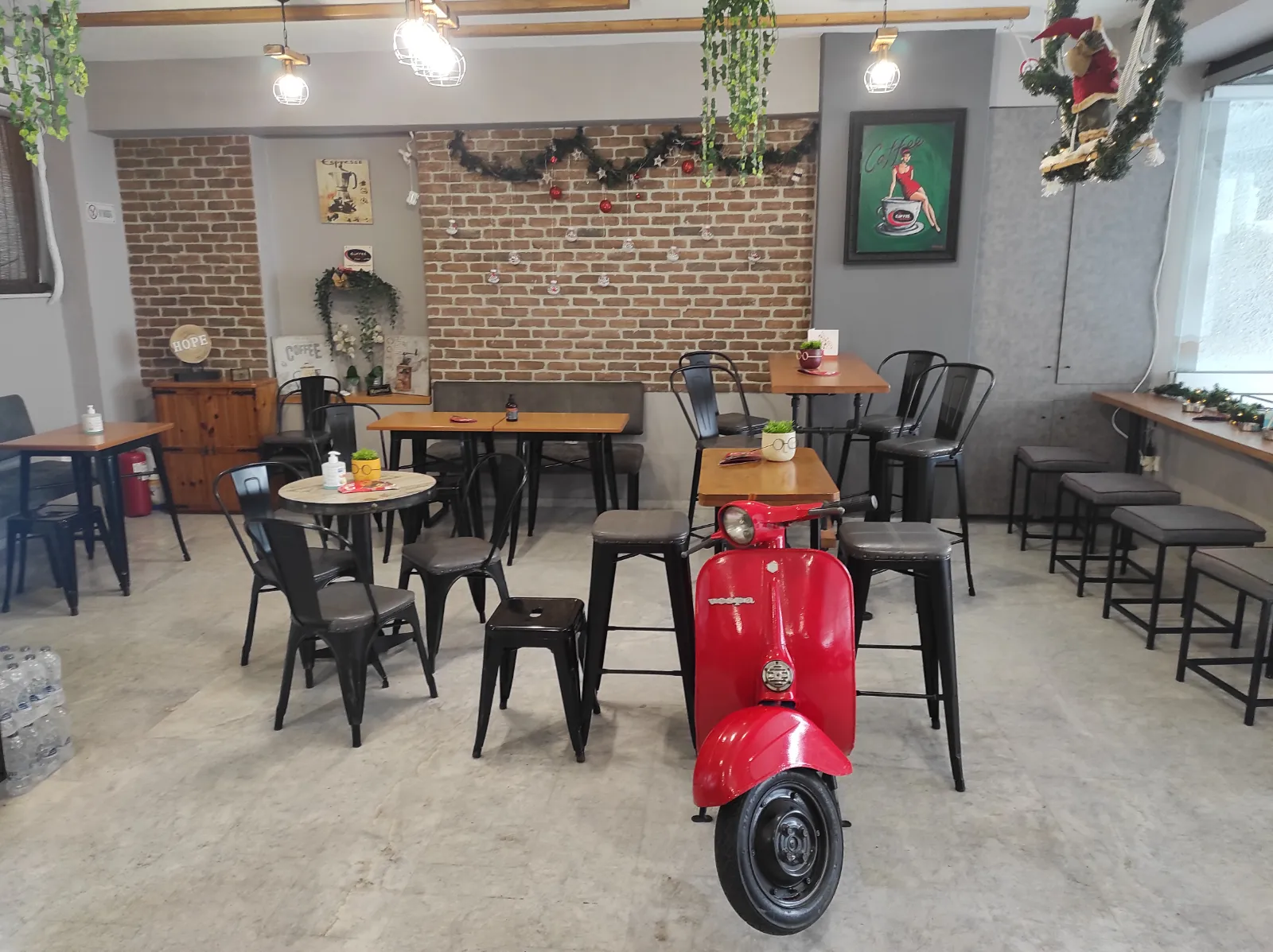 Business for sale in Piraeus. ID A6-459