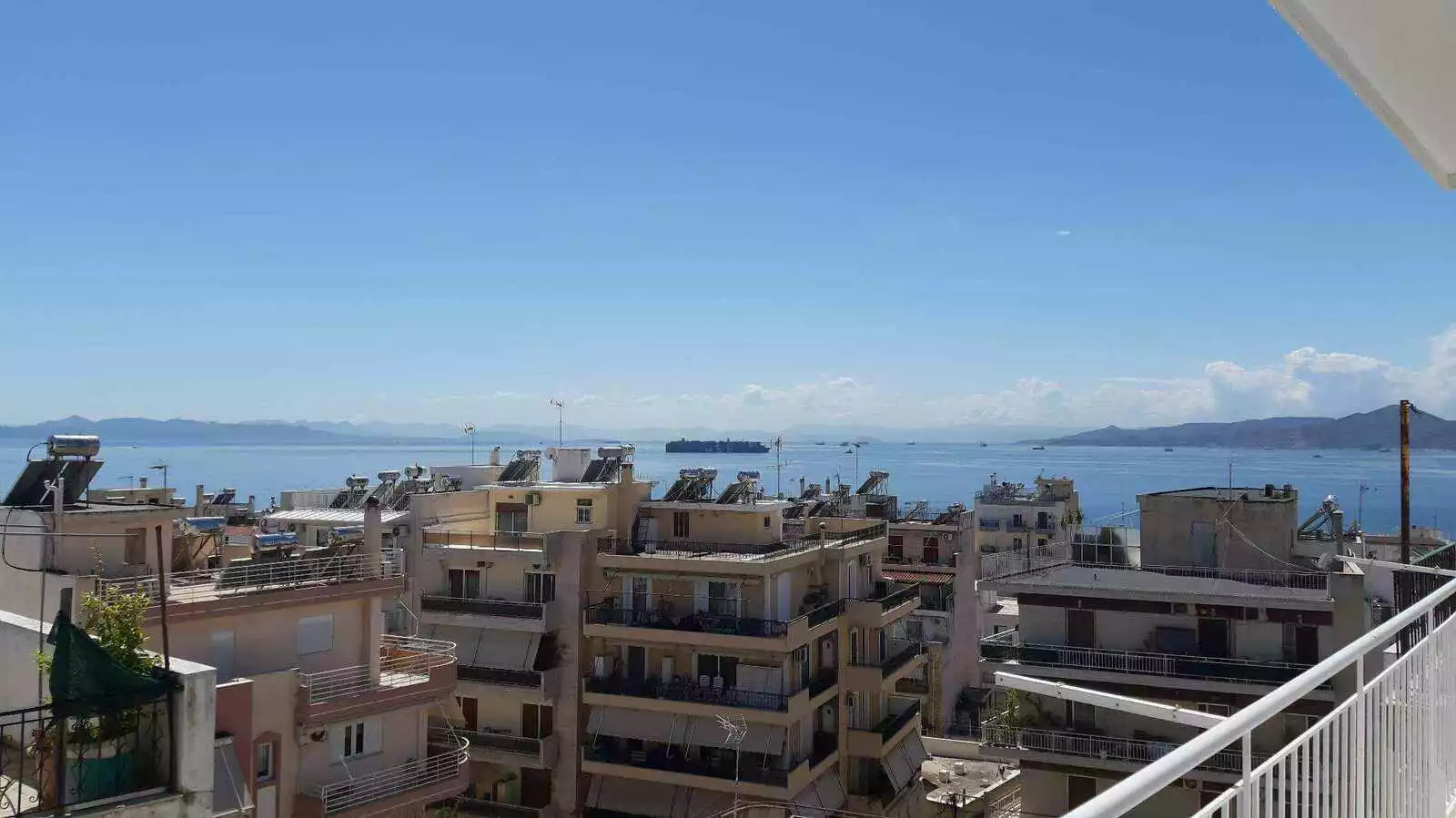 Seaview Apartment for sale in Piraeus. ID A4-7283