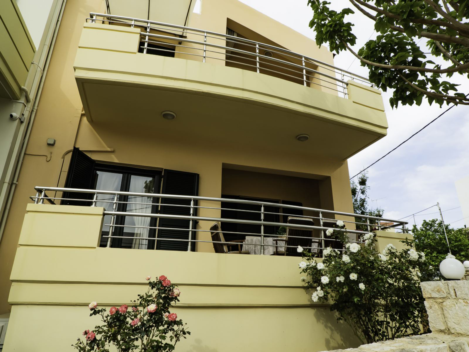 House for sale near Chalepa. ID 04-7214