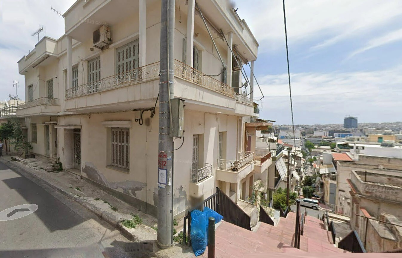 Building for sale in Piraeus. ID AB-1328