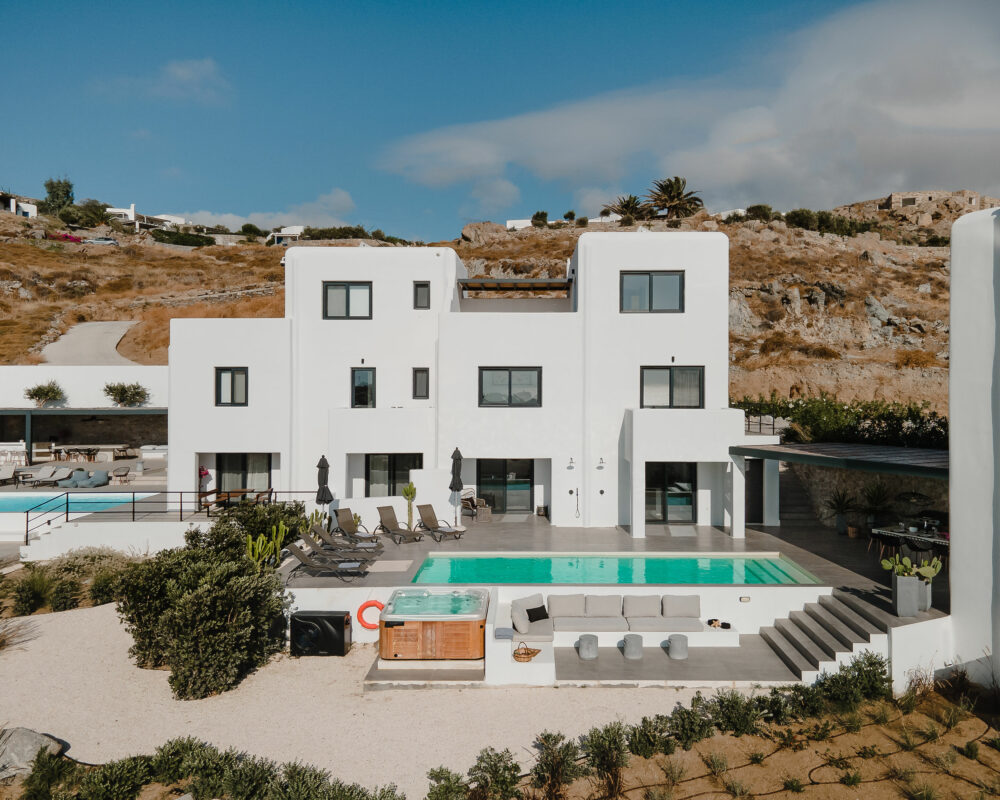 Villa for sale in Naxos. ID NAv-1006