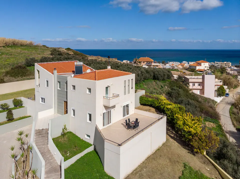 Luxury Seaview Villa near the beach for sale in Chania. ID 0v-982
