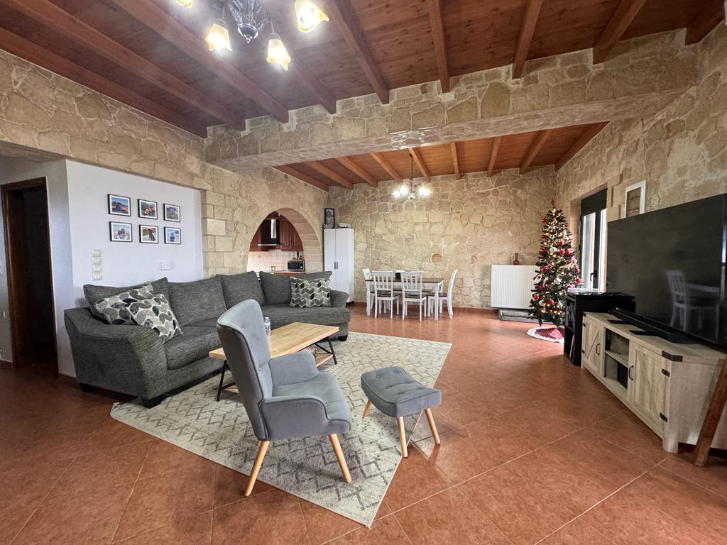 Luxury Residence for sale in Chania Chorafakia. ID 04-6436