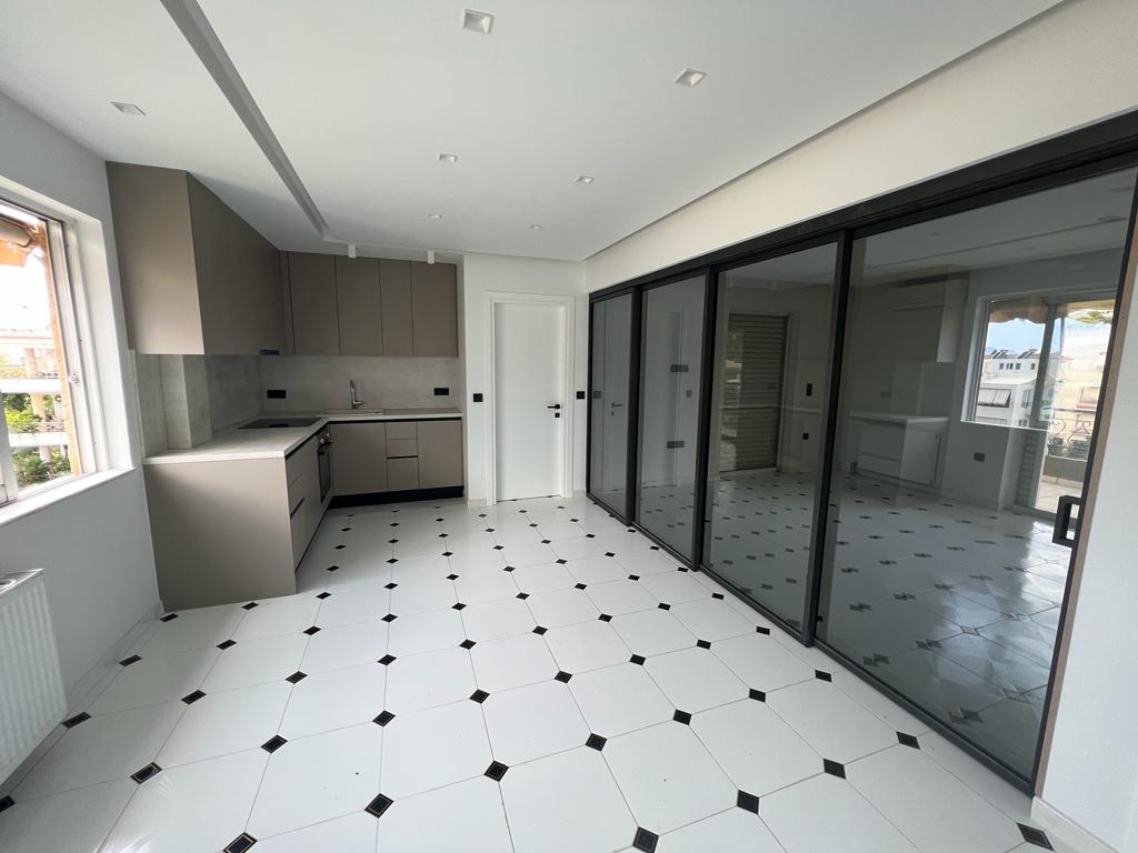 Modern Apartment for sale in Varkiza. ID A4-6360