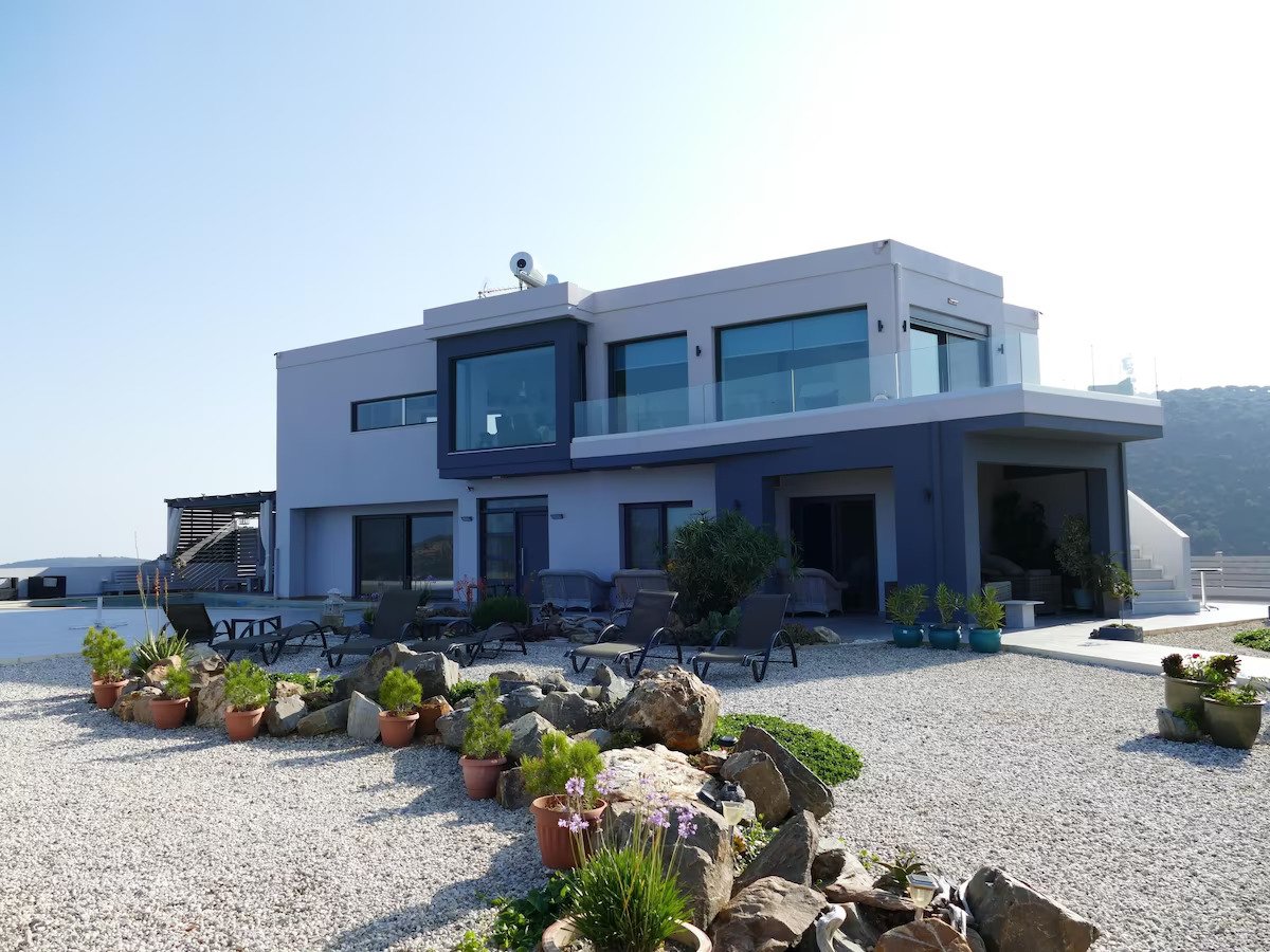 Seaview Villa for sale near Kolymbari. ID 0v-970