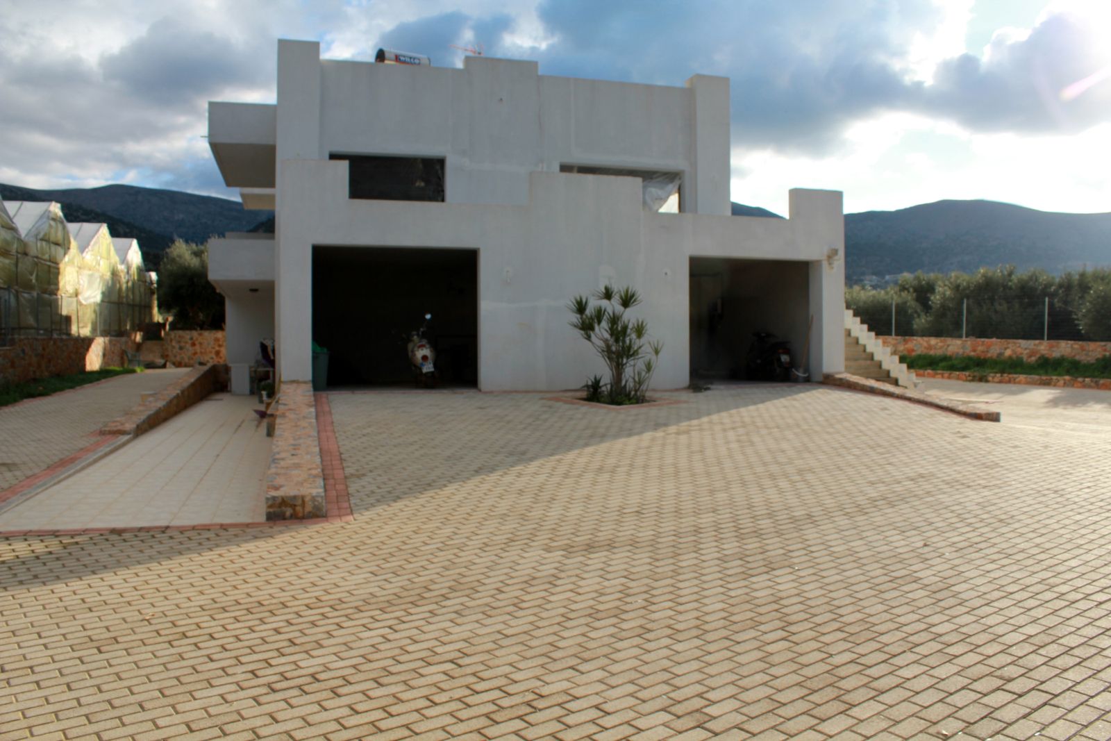 Apartment Building for sale in Malia. ID 2B-1278