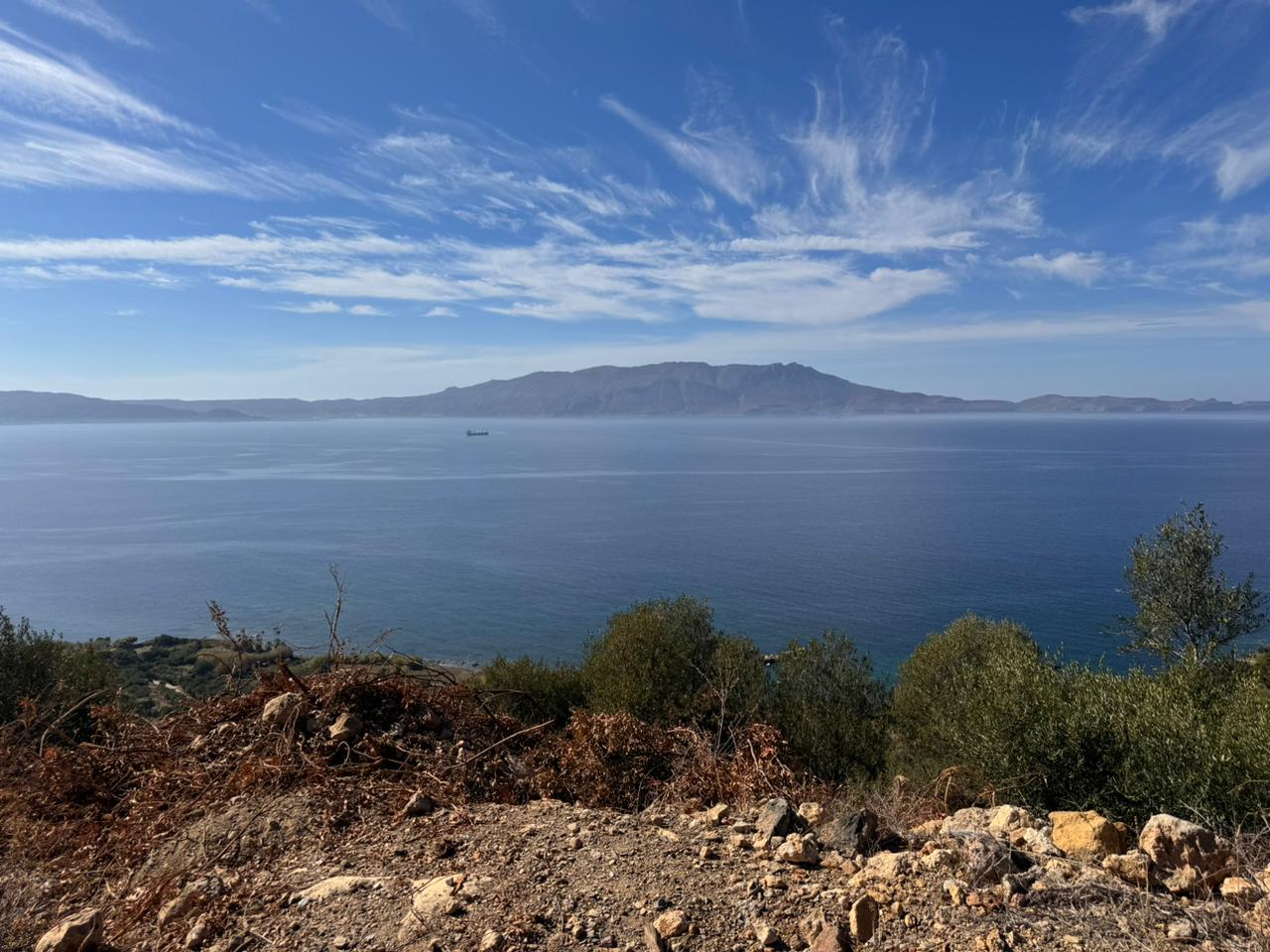 Seaview Land for sale with a Building License in Ravdoucha. ID 03-2819