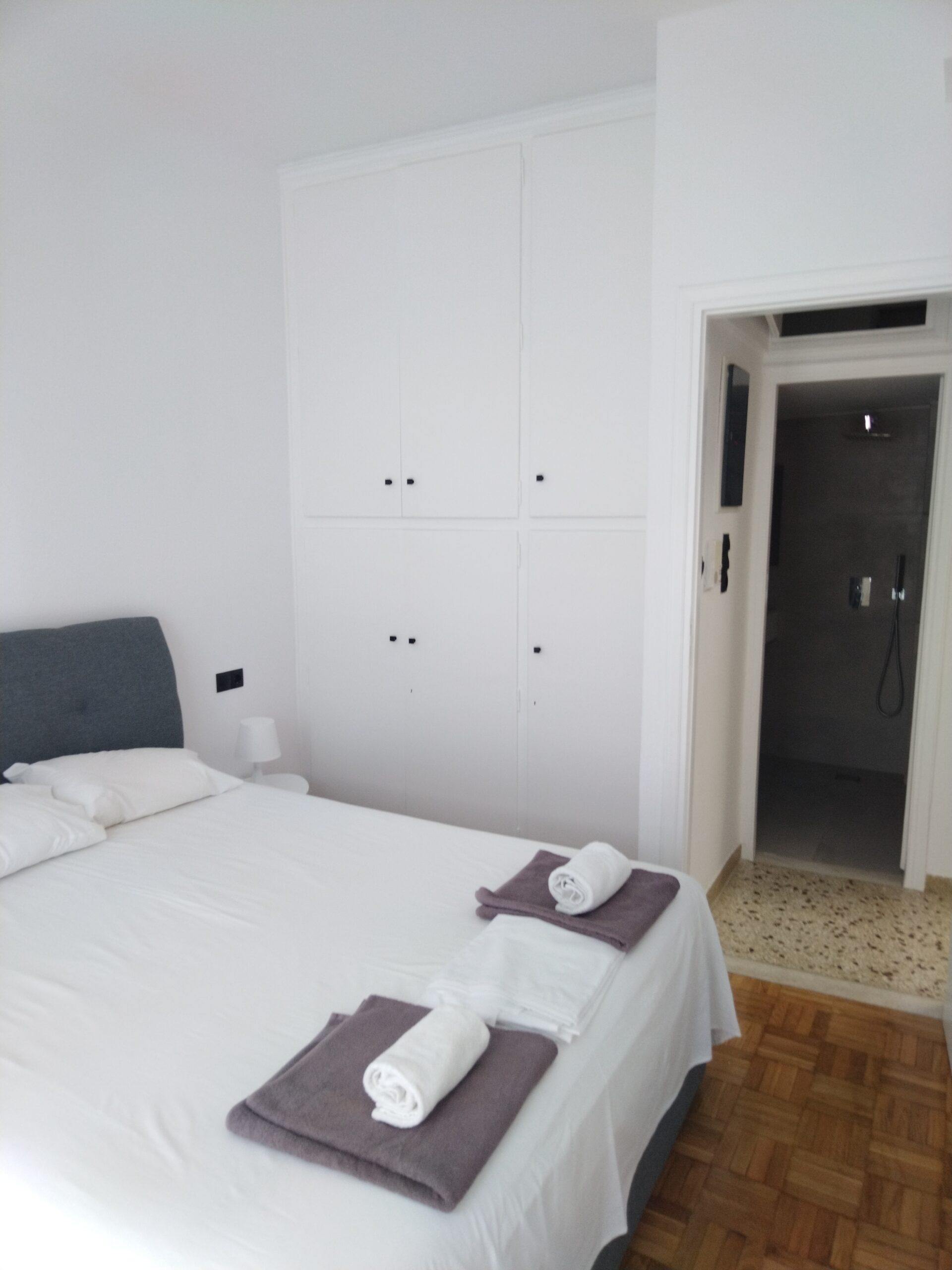 Two Bedroom Apartment for sale in Exarchia. ID A4-6076